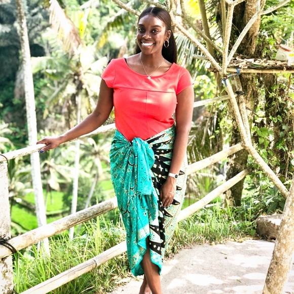 Meet your Posher, Maya - Picture 4 of 6